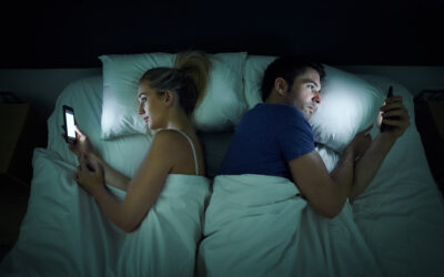 7 Impacts of Social Media on a Relationships